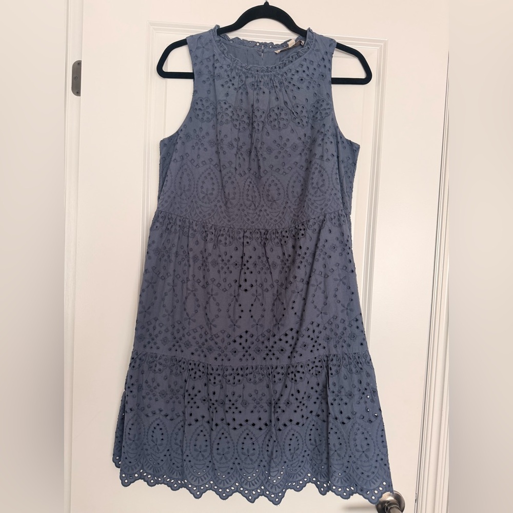 LOFT - Ann Taylor Sleeveless Eyelet Midi Dress in Dusty Blue Size Medium